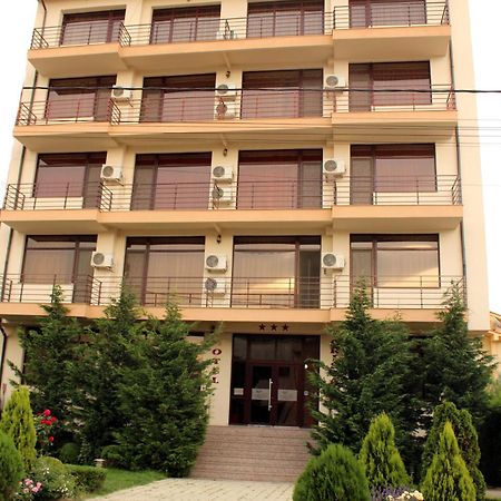 Hotel Cristal 那沃达利 外观 照片