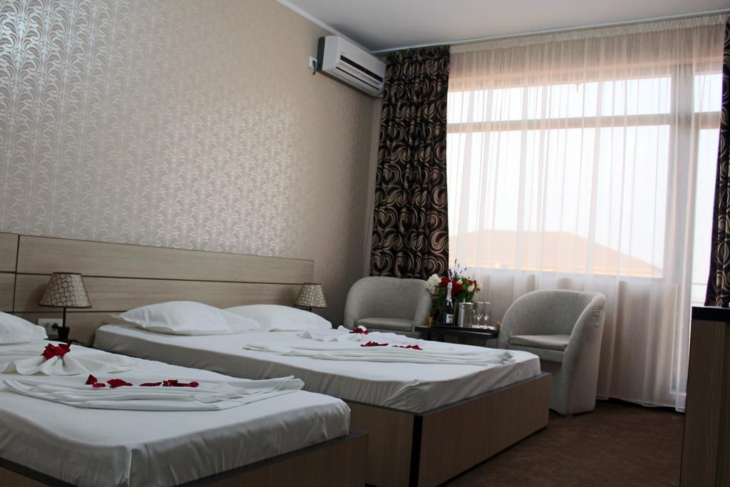 Hotel Cristal 那沃达利 客房 照片